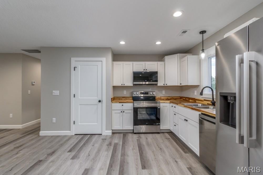 Thousand Hills - Residential