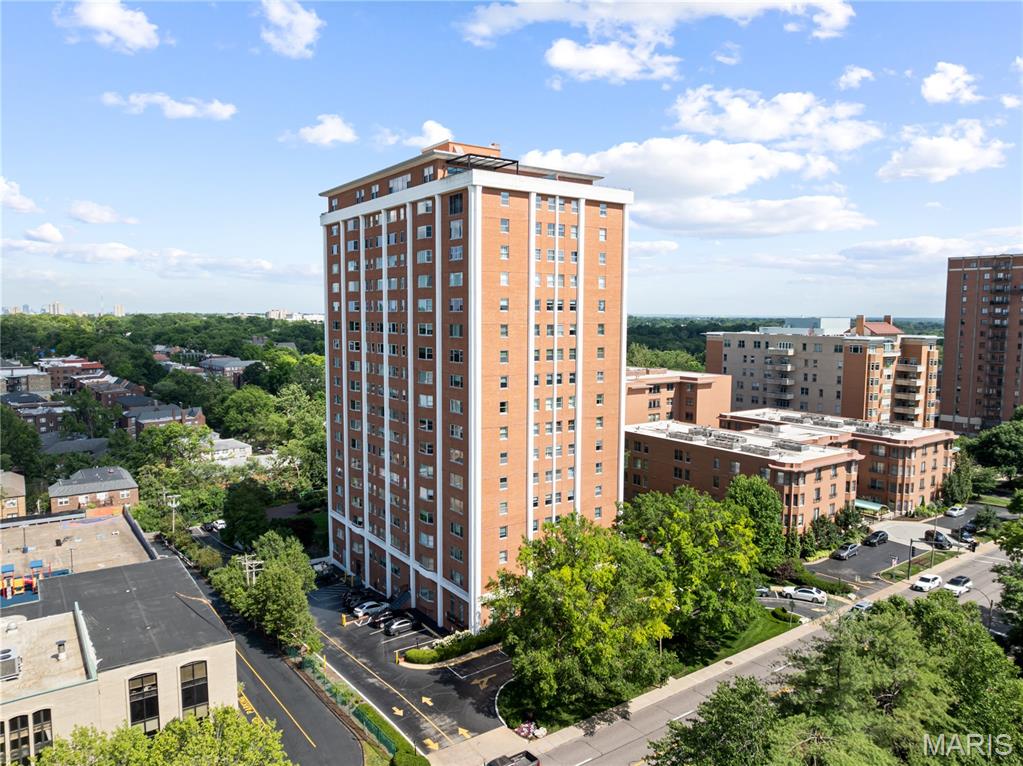 Whitehall Condo - Residential