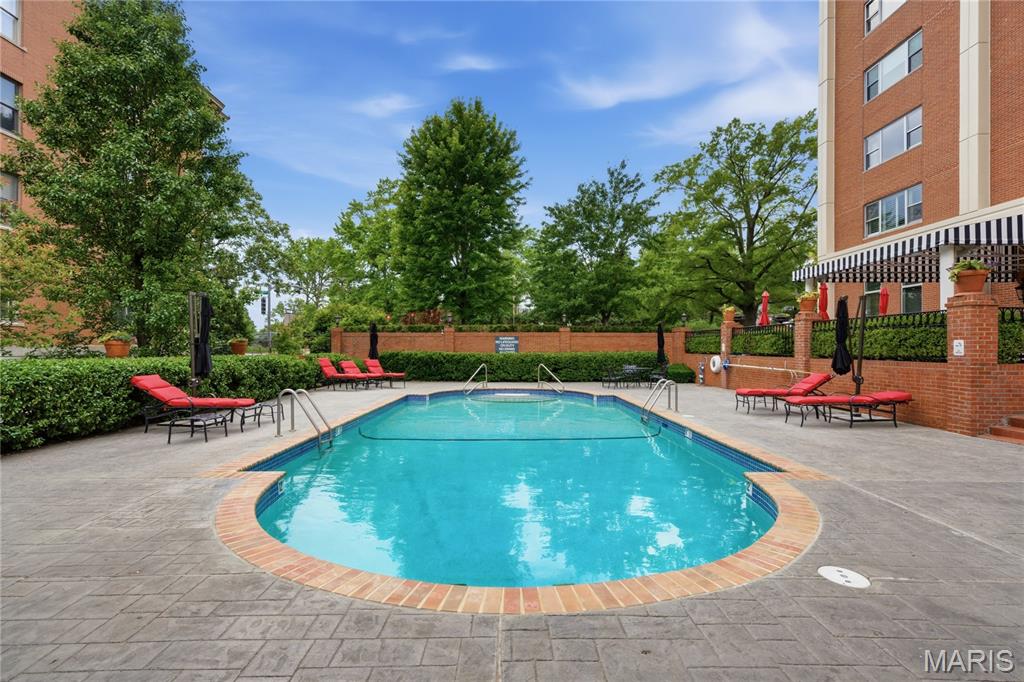 Whitehall Condo - Residential