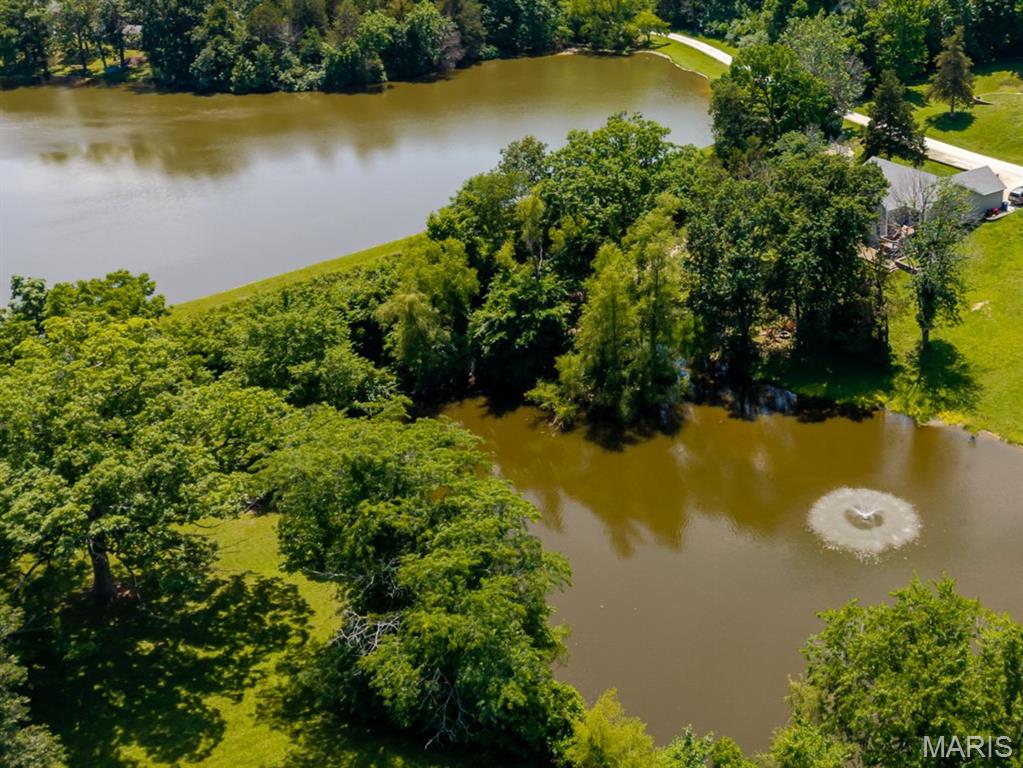Evergreen Lakes - Land