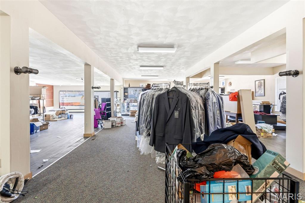 Columbia - Commercial Sale