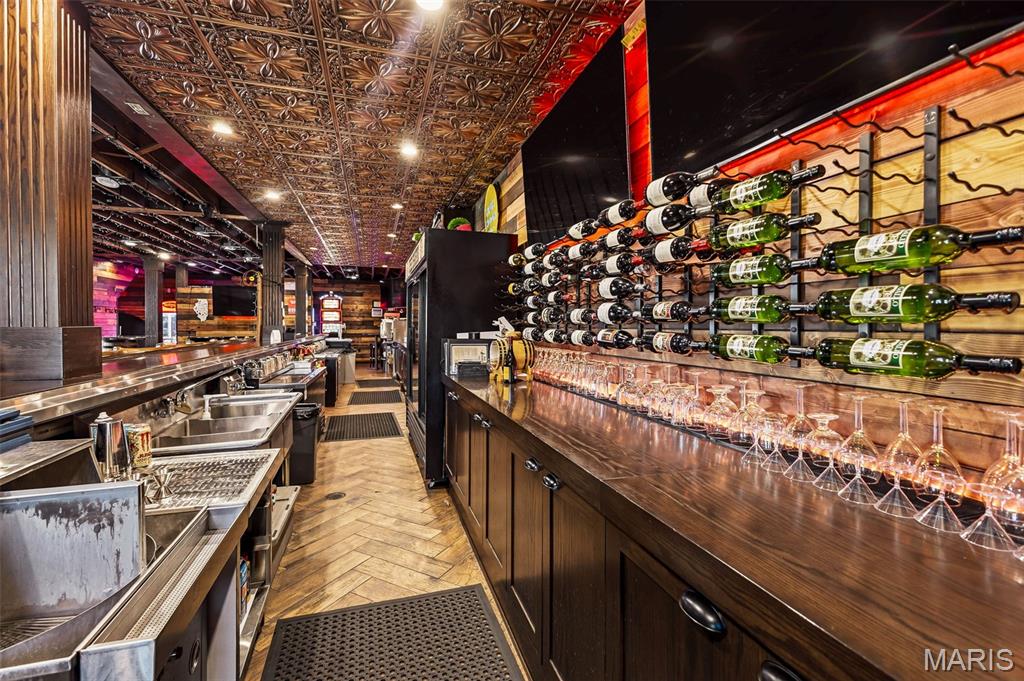 Columbia - Commercial Sale