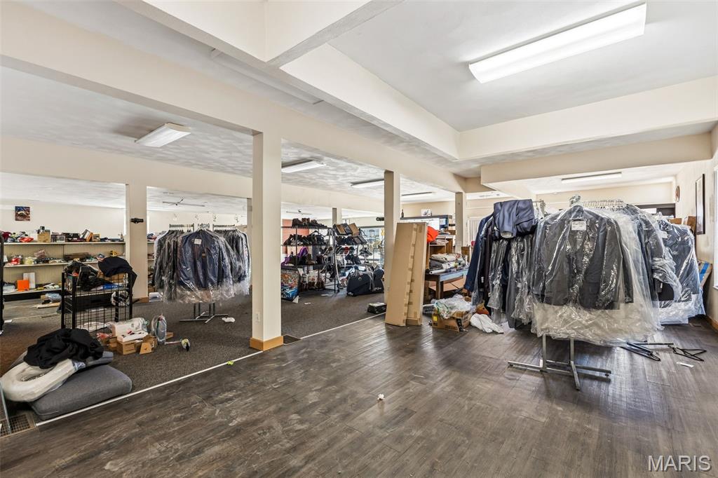 Columbia - Commercial Sale