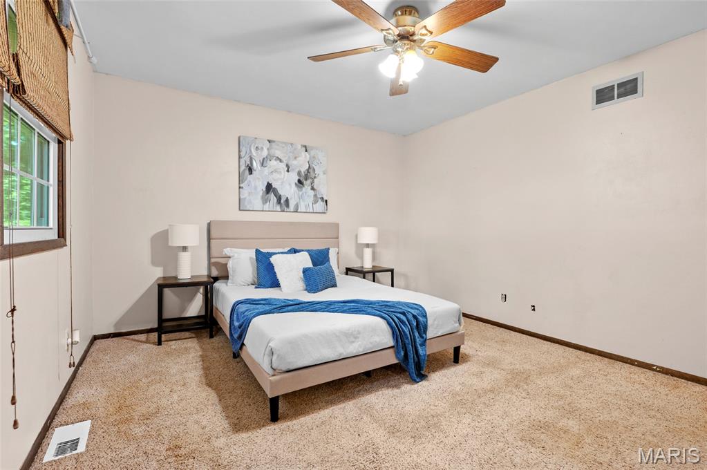 Airwood Manor - Residential