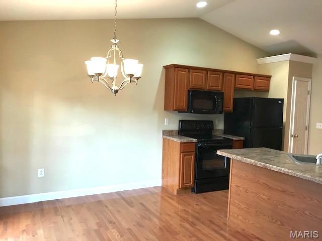 SUMMIT RIDGE - Residential Lease