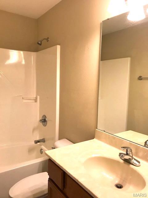 SUMMIT RIDGE - Residential Lease