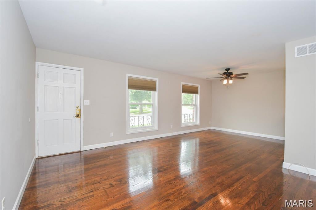 Balsons Sub Of Shaftesbury Heights - Residential Lease