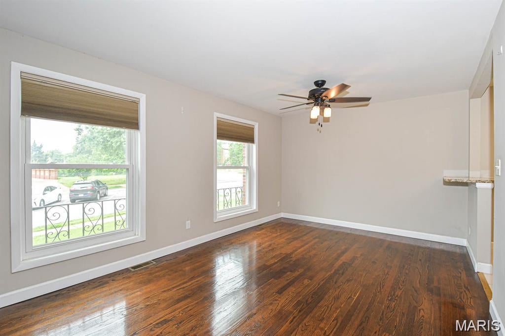 Balsons Sub Of Shaftesbury Heights - Residential Lease