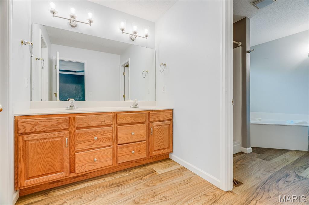 Oak Land Hills - Residential