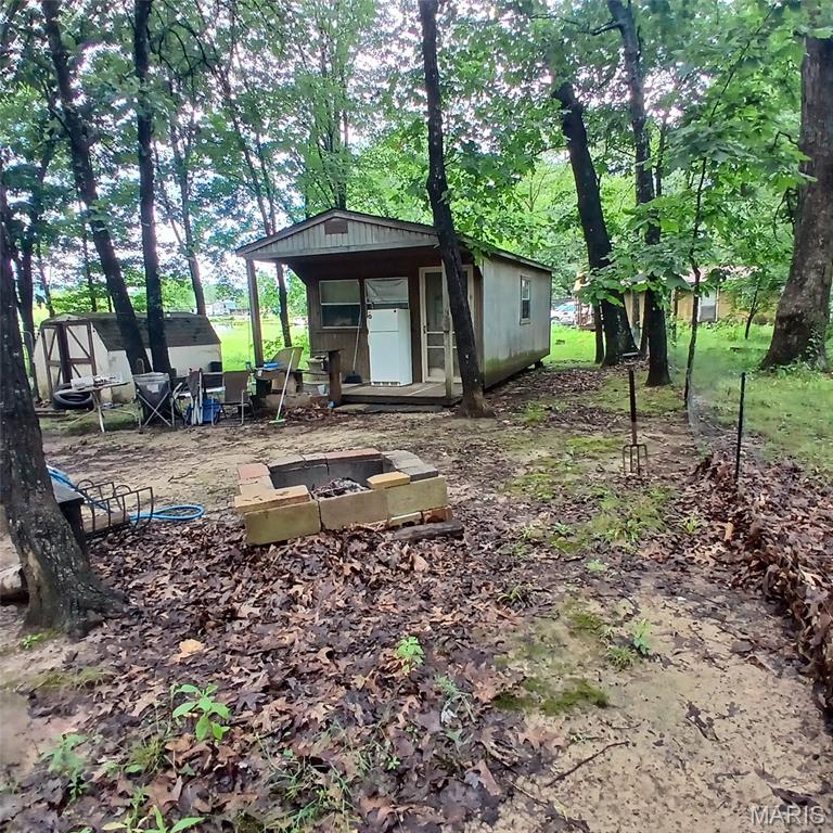 Lake Hanna 16 - Land