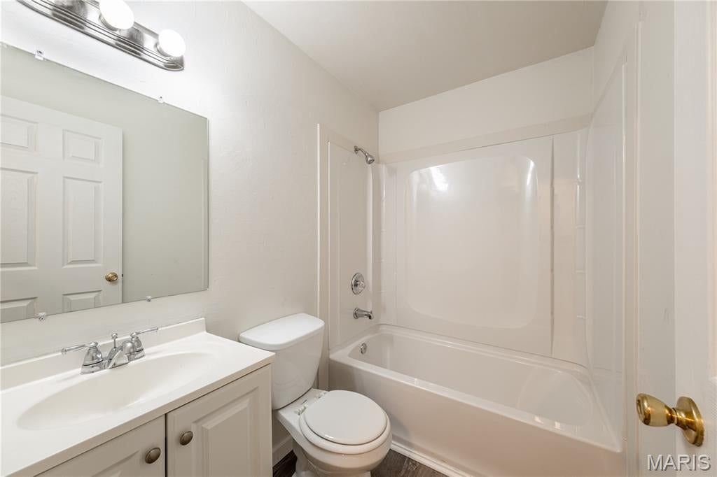 Verda Vista Apartments - Residential Lease