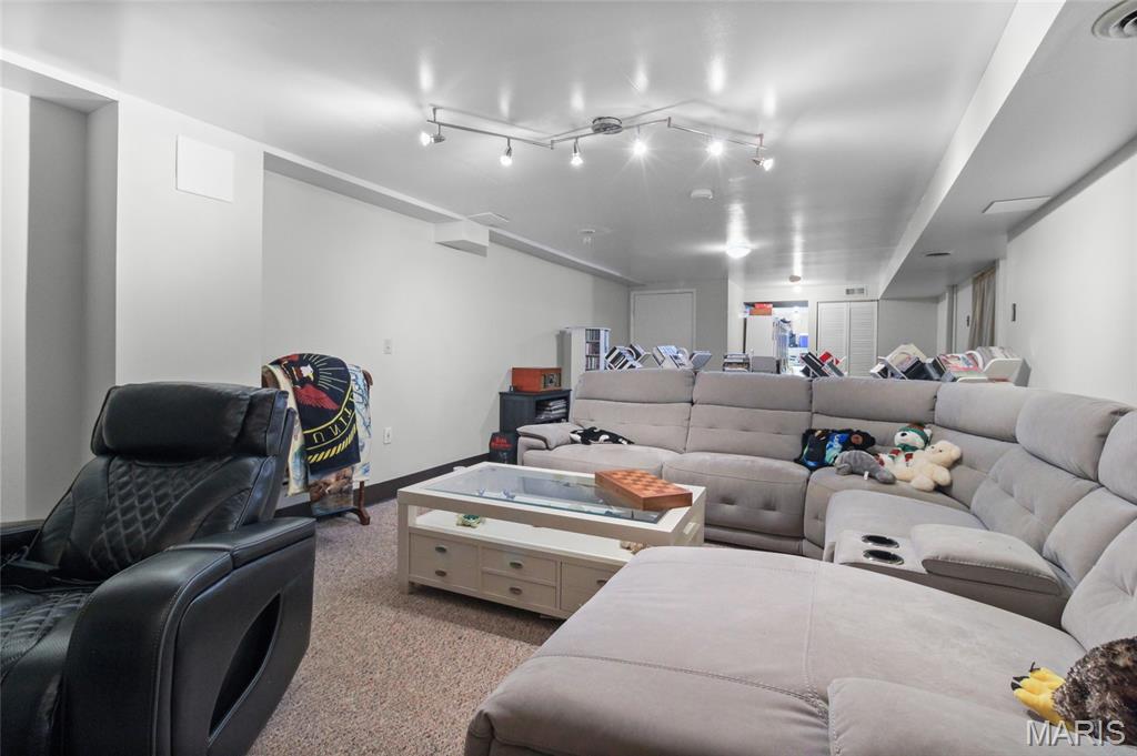 Whitney Chase South 1 - Residential