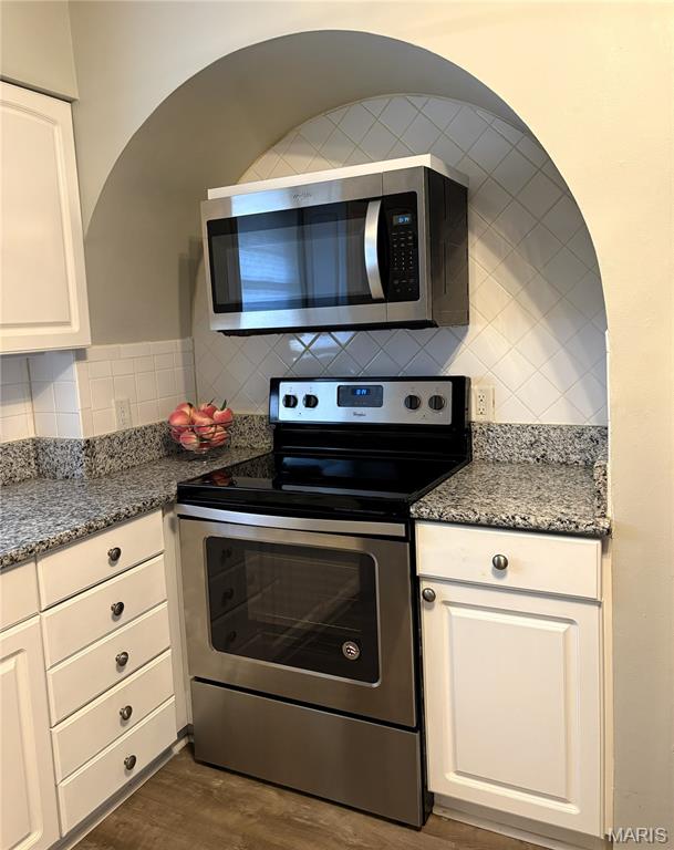 Chateau De Ville Condo Sec - Residential