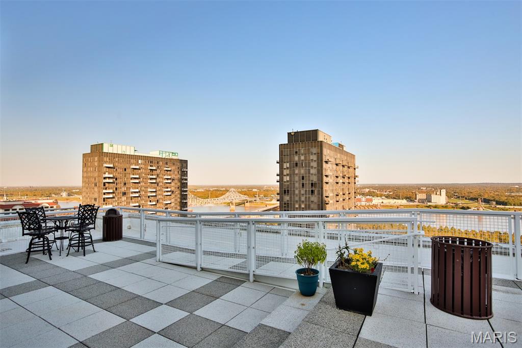 Marquette Bldg 2nd Residential - Residential