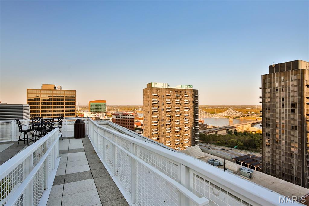 Marquette Bldg 2nd Residential - Residential