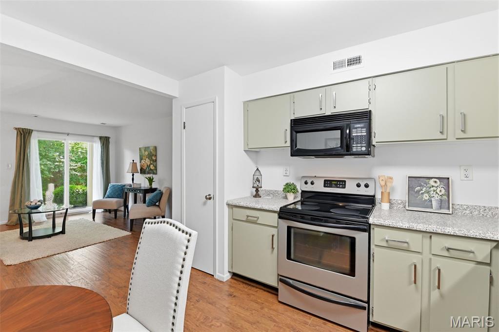 Fern Ridge Condo 4 - Residential