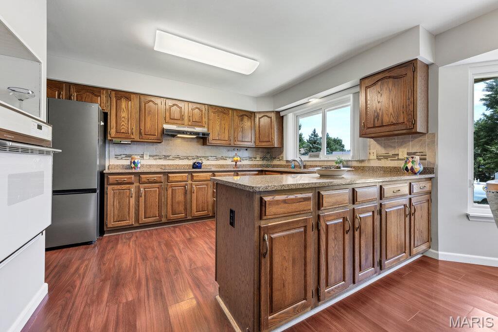 Scarsdale #4 - Residential
