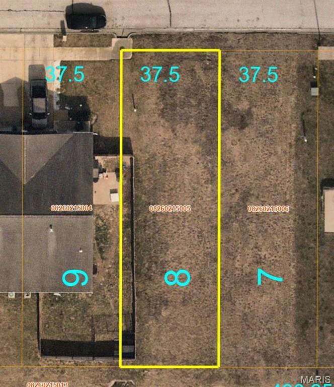 Mostly level duplex lot within the Fox Valley Subdivision of Belleville, IL are ready for the builder of your choosing!  Any duplex built will need to comply with a 1,200 SF minimum requirement per side.  All public utilities are available on each lot however, no tap on fees have been paid by the current owner.