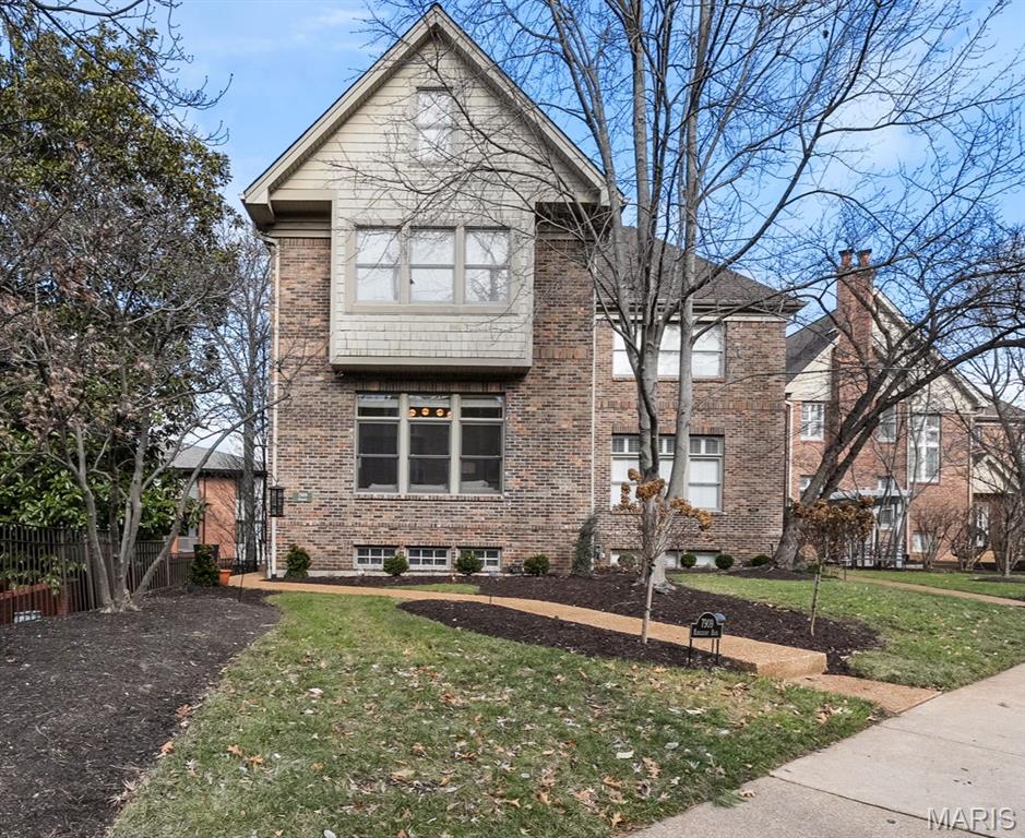 Clayton Parke A Condo - Residential