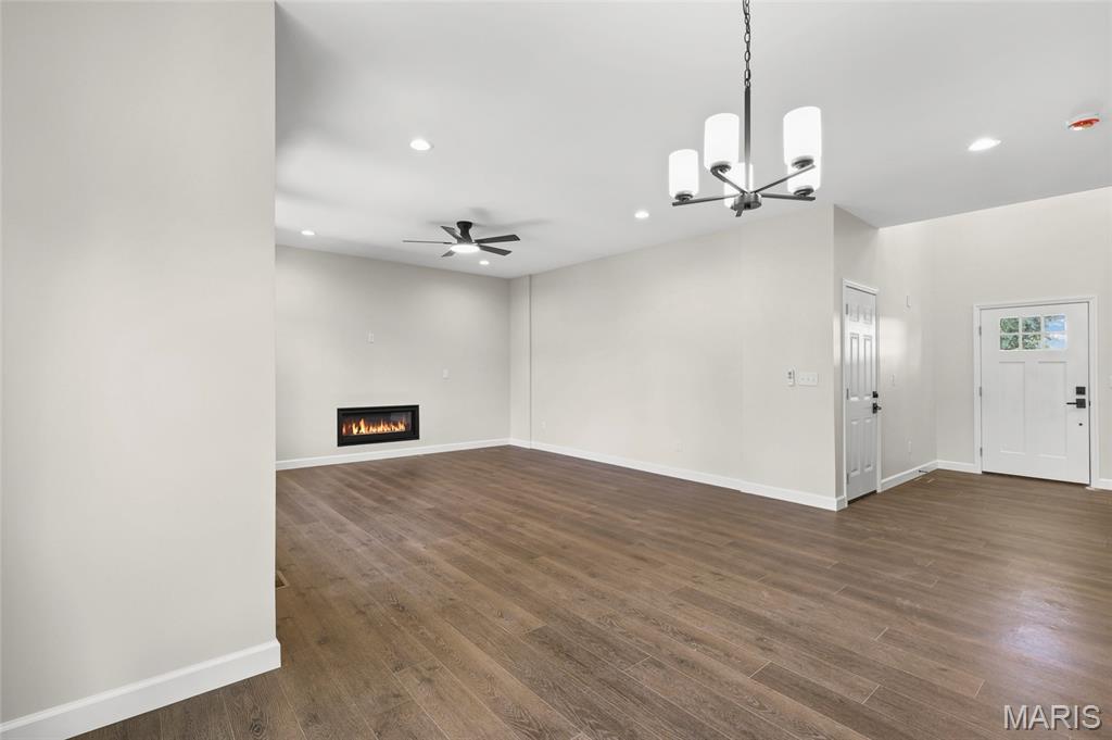 Valley Pk - Residential