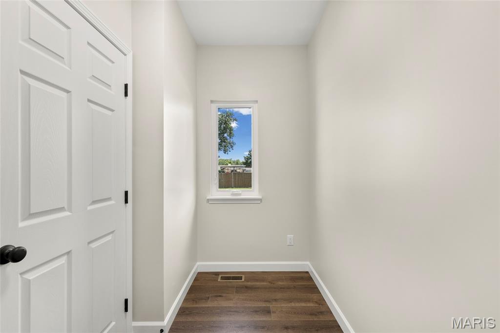 Valley Pk - Residential