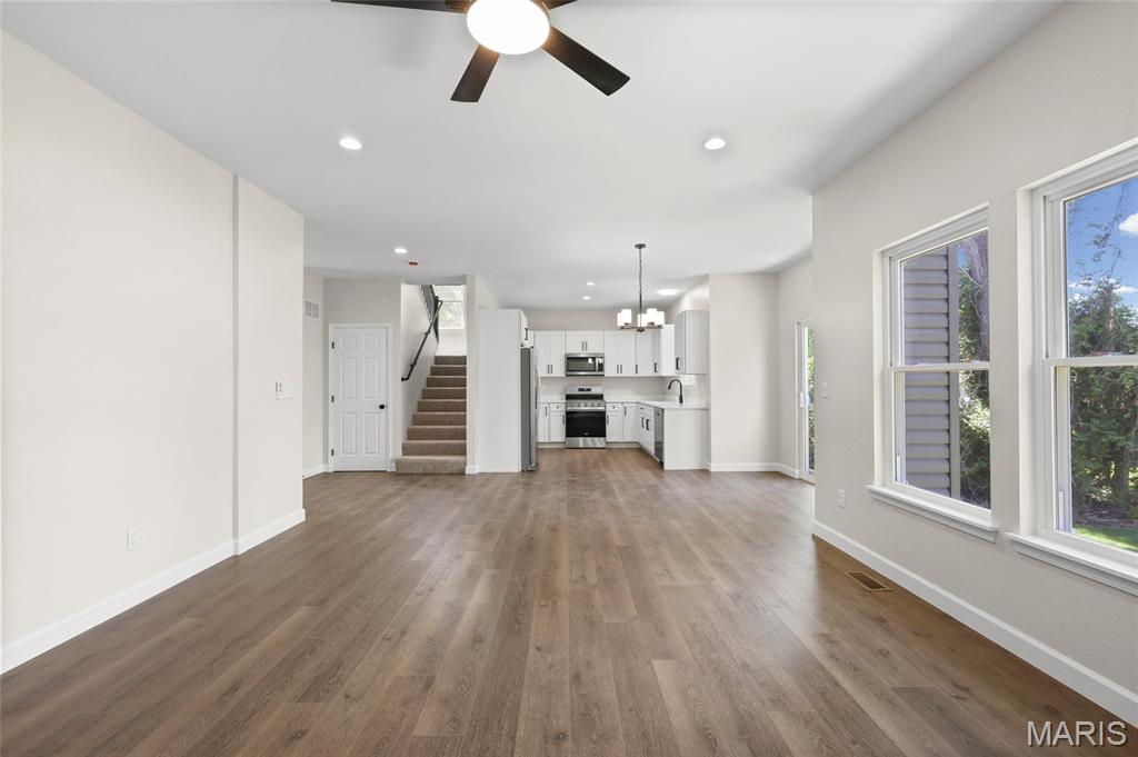 Valley Pk - Residential