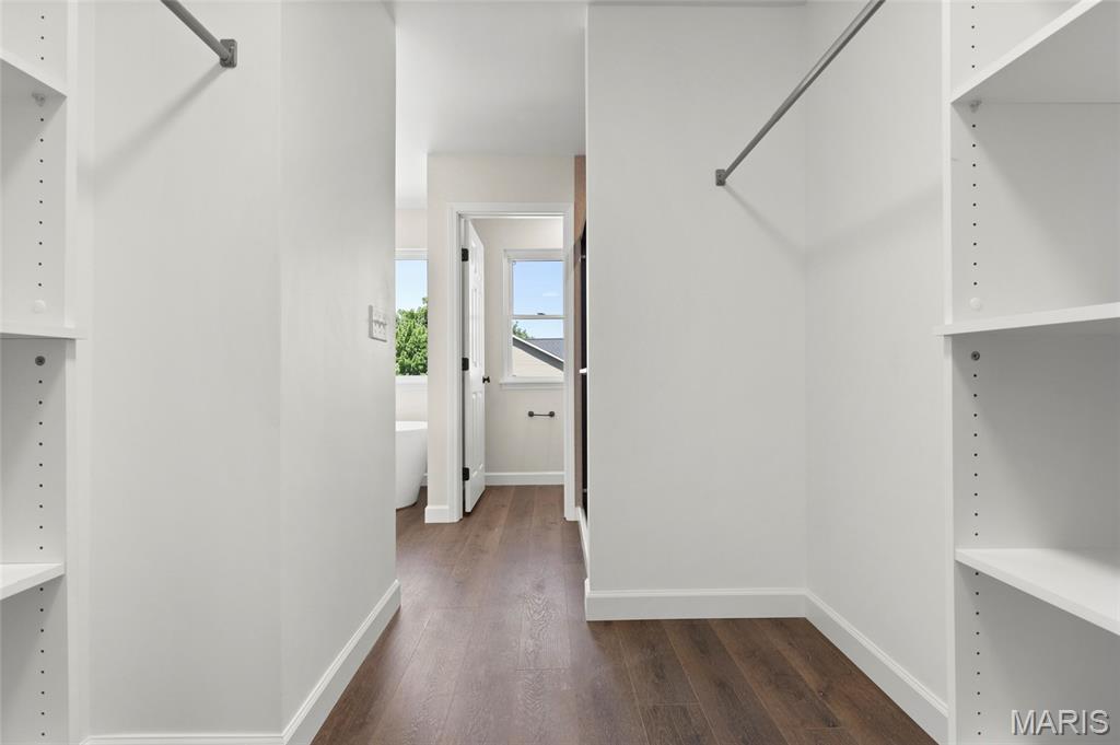 Valley Pk - Residential