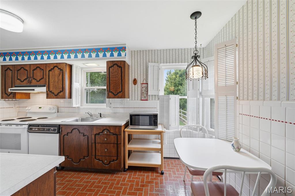McKnight Park - Residential