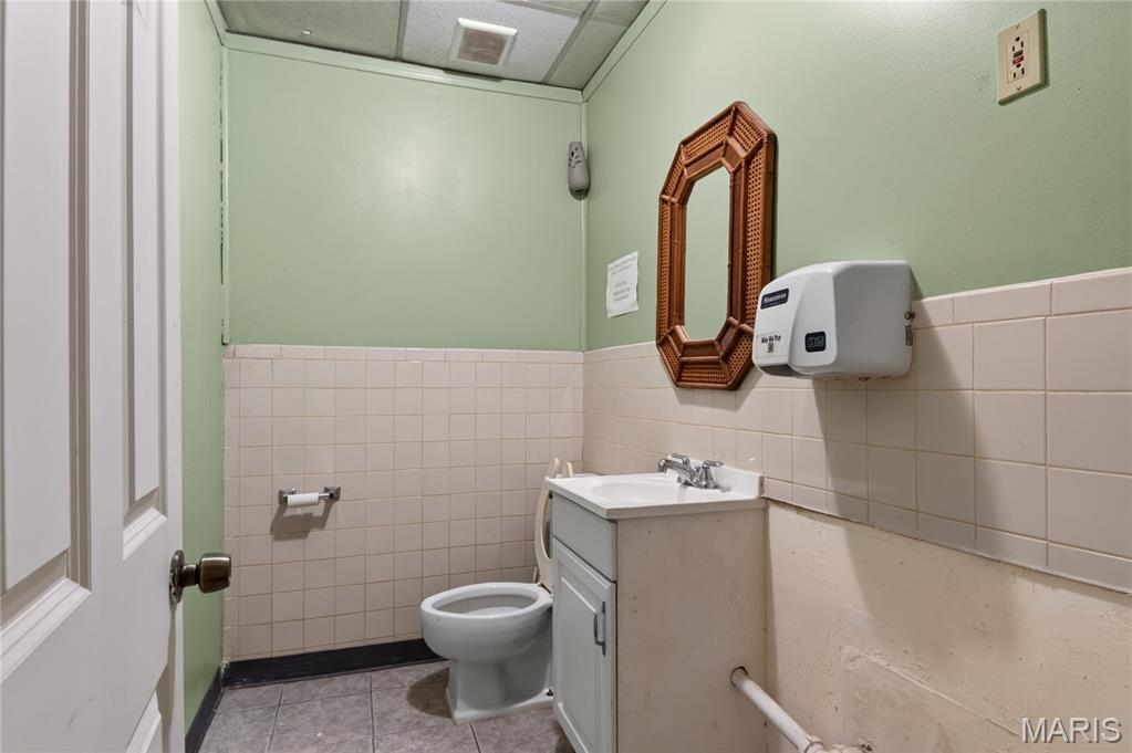 Grand Meramec Park Add - Commercial Sale