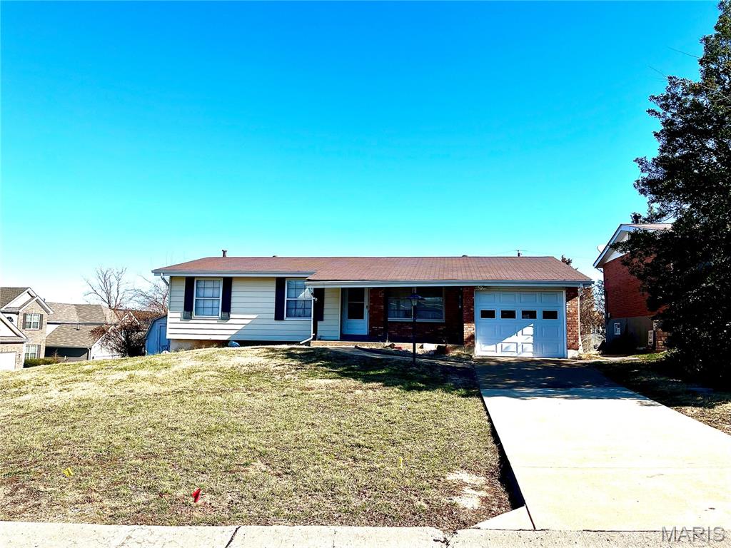 Quality abounds with this ranch home located in a desirable area. This is a short sale. $4,000 short sale fee to be paid by a buyer at closing. This property is being sold as is.