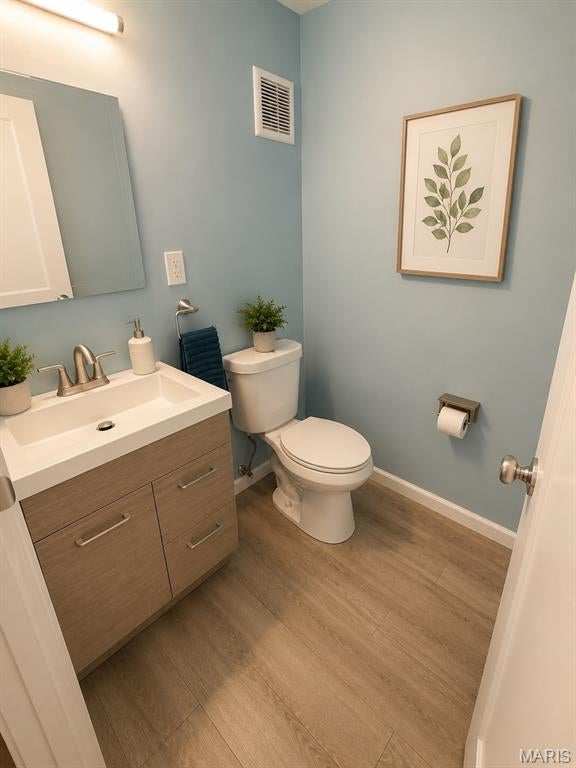 Rossridge Twnhs Condo - Residential