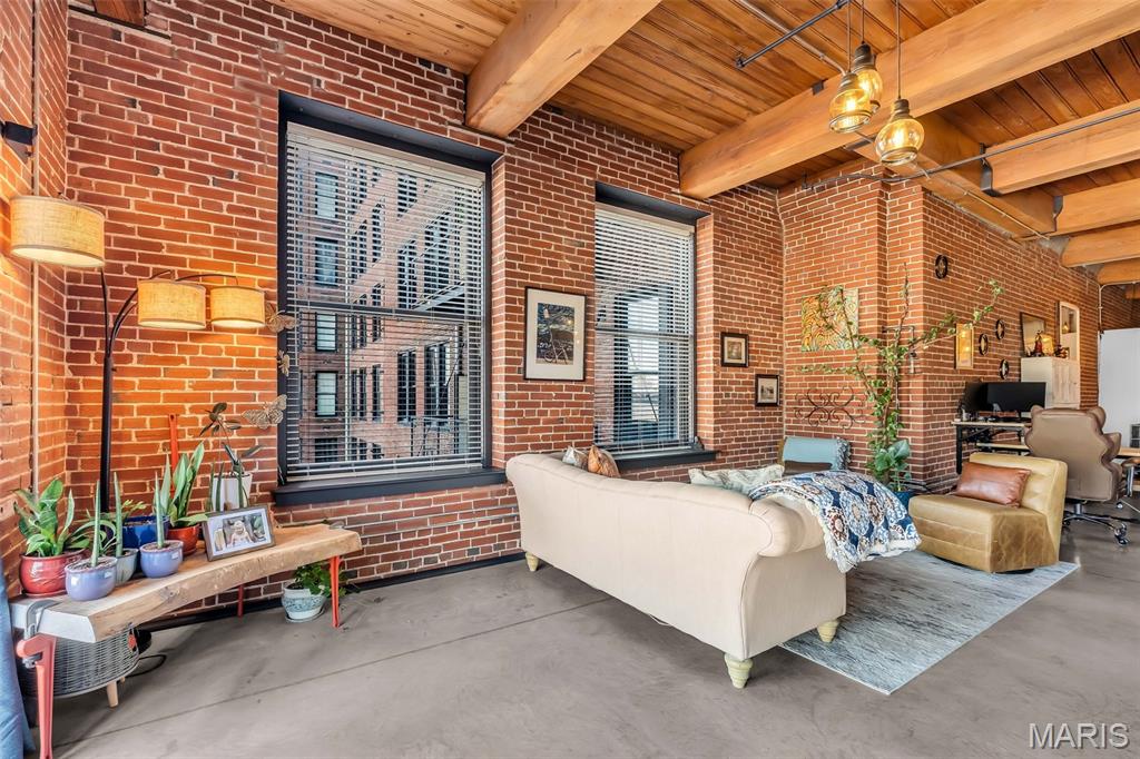 Dorsa Lofts Condo - Residential