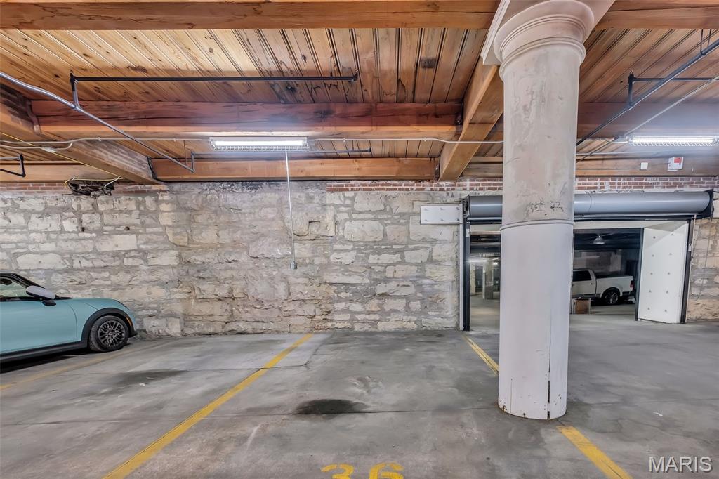 Dorsa Lofts Condo - Residential