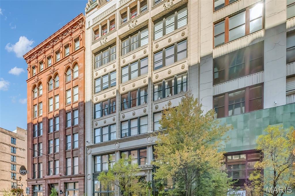 Dorsa Lofts Condo - Residential