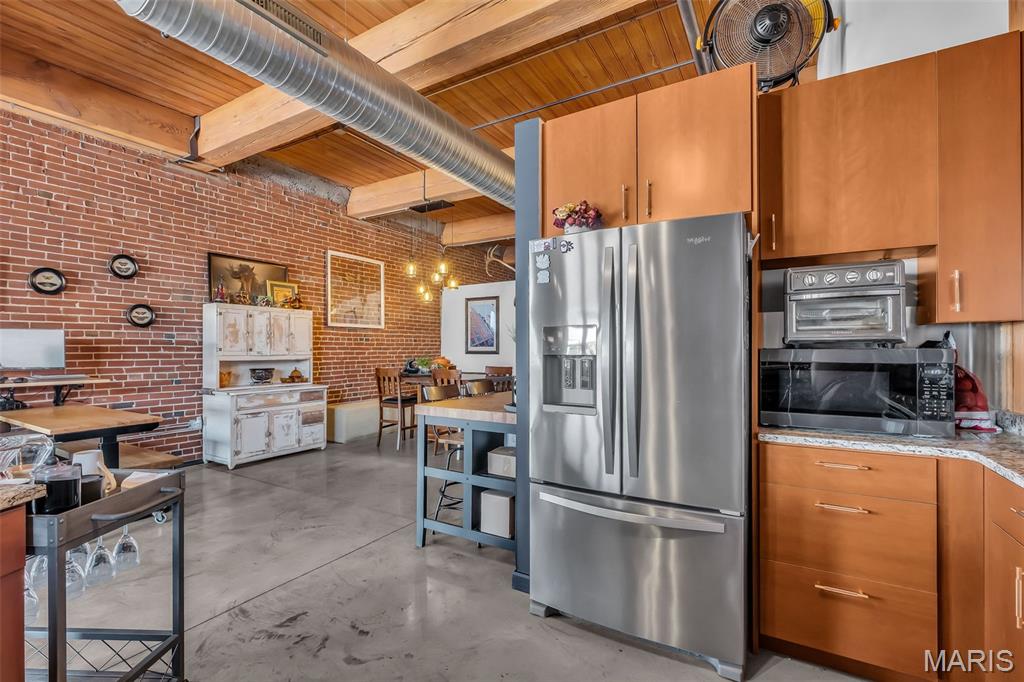 Dorsa Lofts Condo - Residential