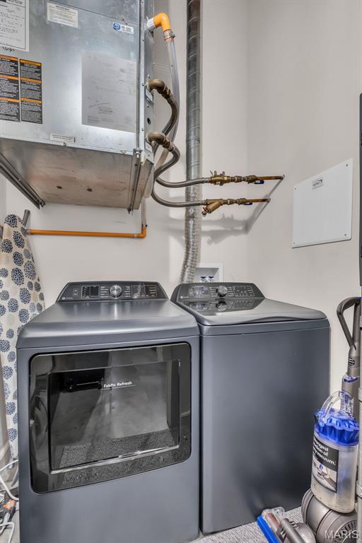 Dorsa Lofts Condo - Residential