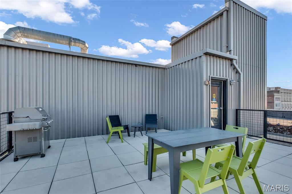 Dorsa Lofts Condo - Residential