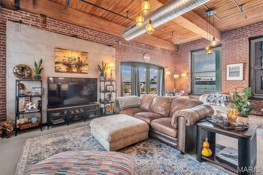 Dorsa Lofts Condo - Residential