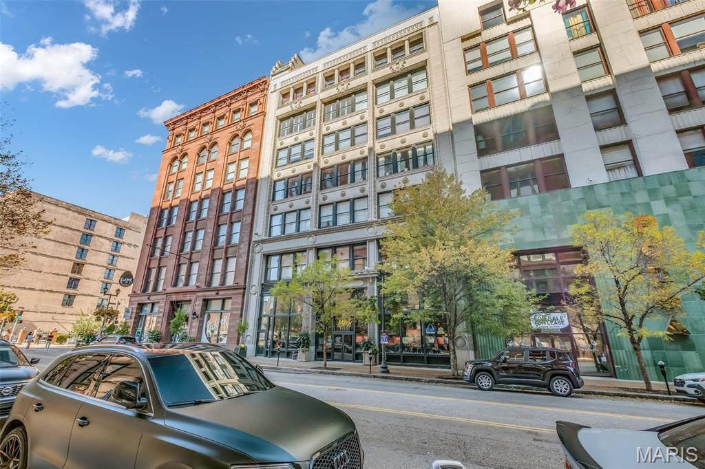 Dorsa Lofts Condo - Residential