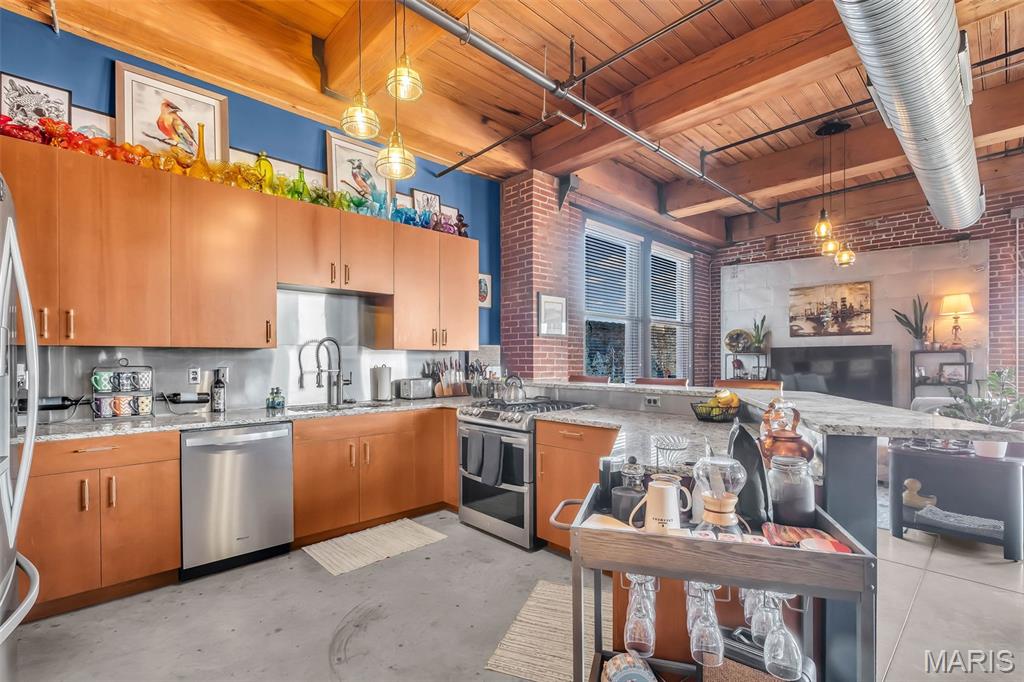Dorsa Lofts Condo - Residential