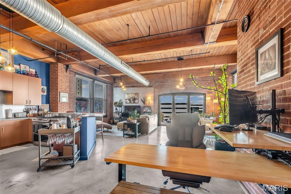 Dorsa Lofts Condo - Residential