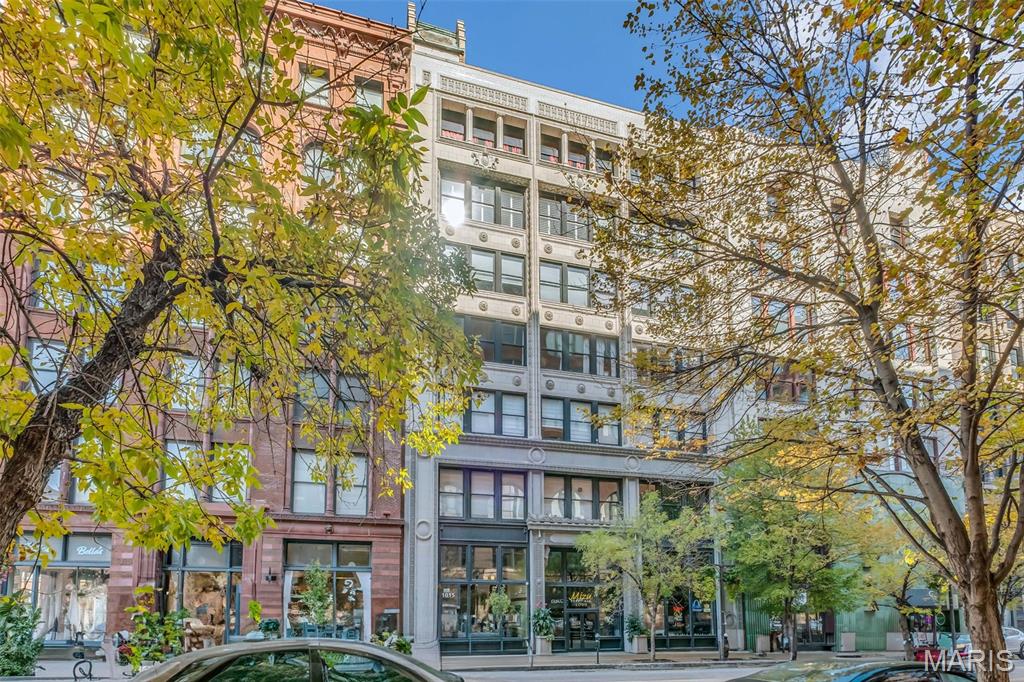 Dorsa Lofts Condo - Residential