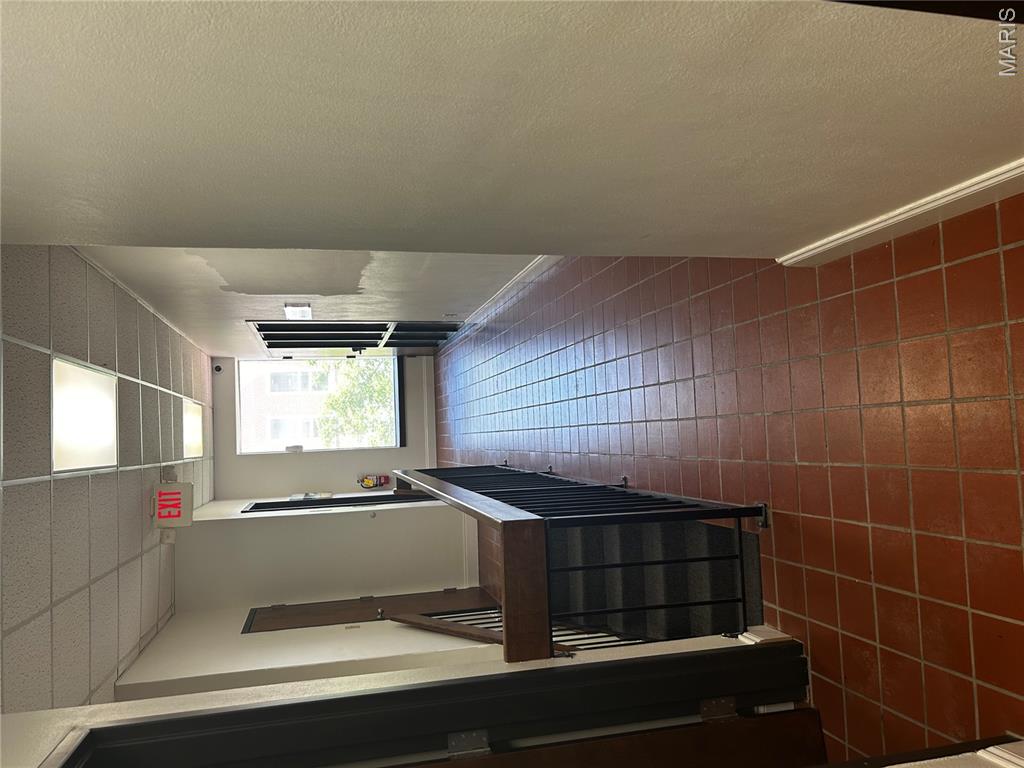 Original Town/Belleville - Commercial Sale
