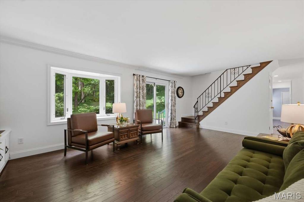Royal Acres - Residential