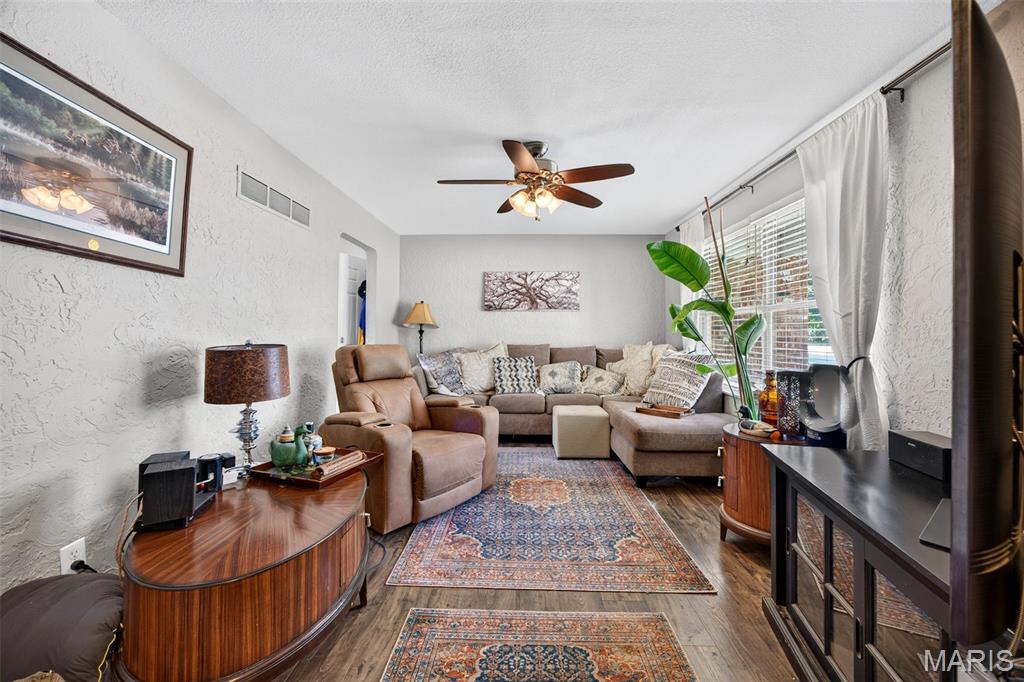 Red Oak Estate - Residential