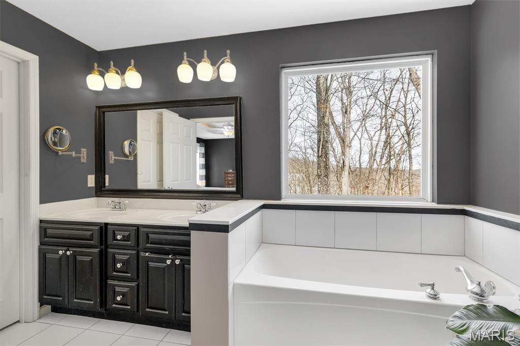 Lake Sherwood Estates - Residential