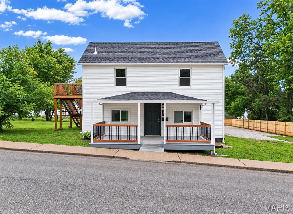 OPEN HOUSE CANCELLED! One of a kind opportunity - Fully rehabbed Triplex in the heart of Festus! This large three unit building is perfect for house -hacking or the savvy investor! Major cash flow opportunity with projected gross annual of $67,800 (before expenses), a Gross Yield of 13.6%. Each unit has been fully remodeled with open concept layouts, en-suite primary main floor bedrooms, in-unit laundry, stainless steel appliances, granite countertops, walk-in closets and thoughtful finishes throughout. Updates also include a new roof and all new systems! Assigned private parking spots - Unit 138 has two spots, Unit 134 has three spots, Unit 136 has three spots AND there's 3 open guest parking spots. Unit 136 located in the back of the building with a screened in porch features over 1,400 sqft of living space with three generous sized bedrooms, 2 full baths, a large living room opening up to dining area and big kitchen with tons of cabinetry. Unit 134 located in the front of the building with a covered front porch features almost 1,000 sqft of living space, 3 bedrooms, 2 full baths, a laundry room with extra storage, big living room in the front, a walk-in closet and an efficient u-shaped kitchen layout with generous workspace & ample amount of cabinets. Unit 138 located upstairs with over 750 sqft opens up to a large open-concept space with living area & eat-in kitchen and has a smart layout with 2 big bedrooms, 1 full bath. Excellent house-hacking opportunity: Three Units - Multiple Income Streams. Fully renovated. One Smart Move. Live in one unit while collecting rent from the other two, giving you the opportunity to reduce your out-of-pocket housing costs & expenses while building equity. Home warranty offered! These move-in ready units are a MUST SEE.
Below are the numbers for projected rent:
Unit 136 – 3 Bed / 2 Bath: approximately $2,100/month.
Unit 134 – 3 Bed / 2 Bath: approximately $1,950/month.
Unit 138 – 2 Bed / 1 Bath: approximately $1,600/month.
Water, sewer, and trash are included, while gas and electric are separately metered. Attention investors - strong 1% Rule Opportunity! Offered at $499,900, this three-unit property features projected combined rents of approximately $5,650 per month ($67,800 annually). That equates to approximately 1.13% of the list price in projected monthly rental income, exceeding the traditional 1% Rule benchmark. 134-138 Gray St - conveniently located in Festus, close to Main Street, schools, restaurants, shopping, highways+++ CALL NOW for more information!