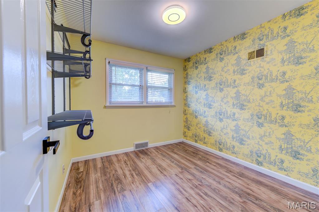 Elmdale Manor 1 - Residential