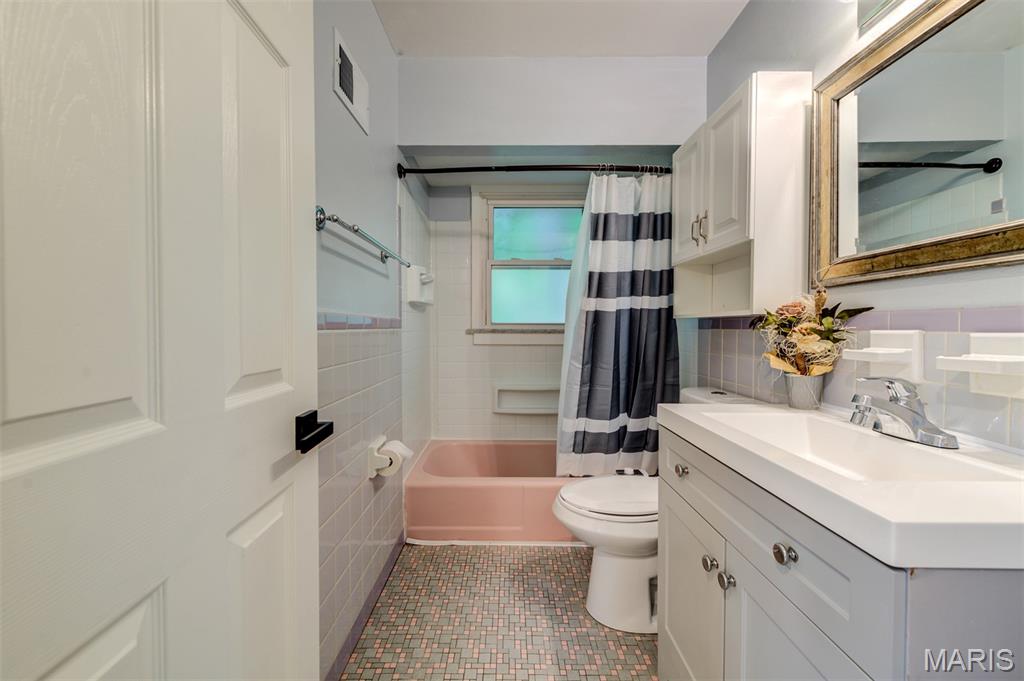 Elmdale Manor 1 - Residential