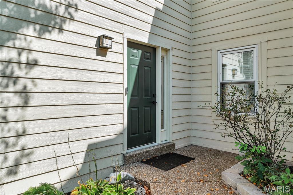 Autumn Lakes Condo - Residential